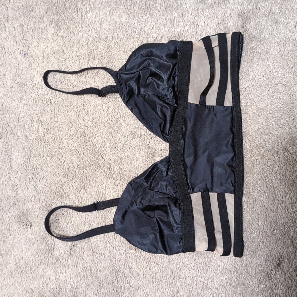 🛍️ Satin bralette